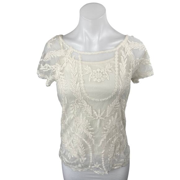 Adiva Women's White Floral Embroidered Lace Overlay Short Sleeve Bloue Top Sz S - Picture 1 of 4